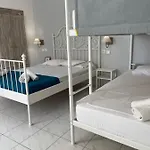 White 4*
