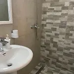 White Aparthotel