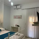White Aparthotel 4*