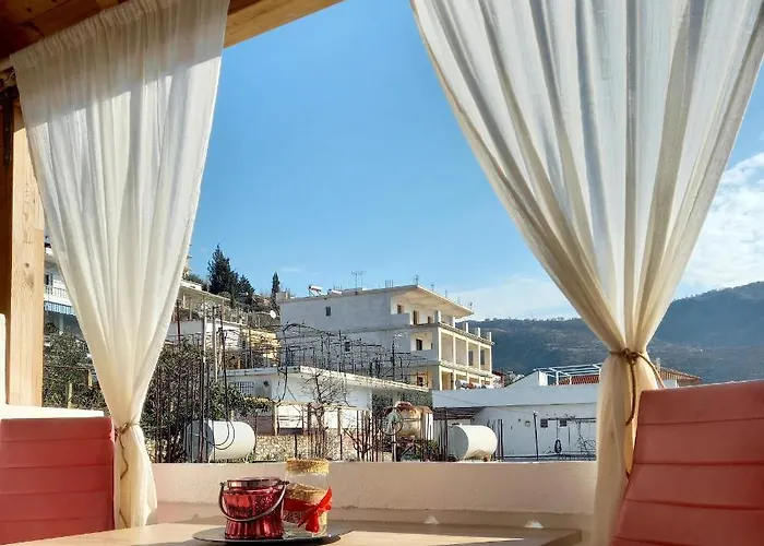 White Appart hôtel 4*