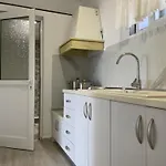 White מלון דירות הימארה