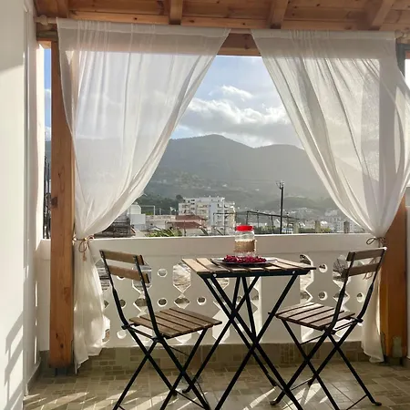 Apartmanhotel White 3*