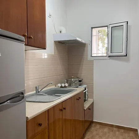 White 公寓式酒店