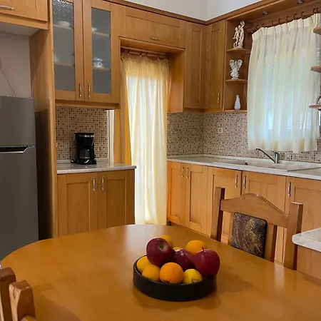 Hotel apartamentowy White Himara
