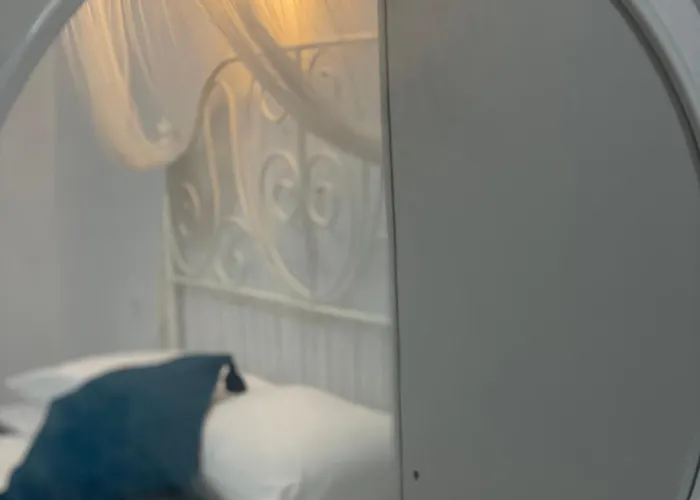 White Apartahotel Himarë