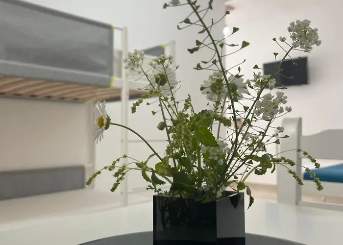 Aparthotel White Himare